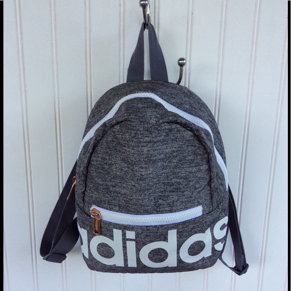 Adidas Linear Mini Backpack. Unisex.